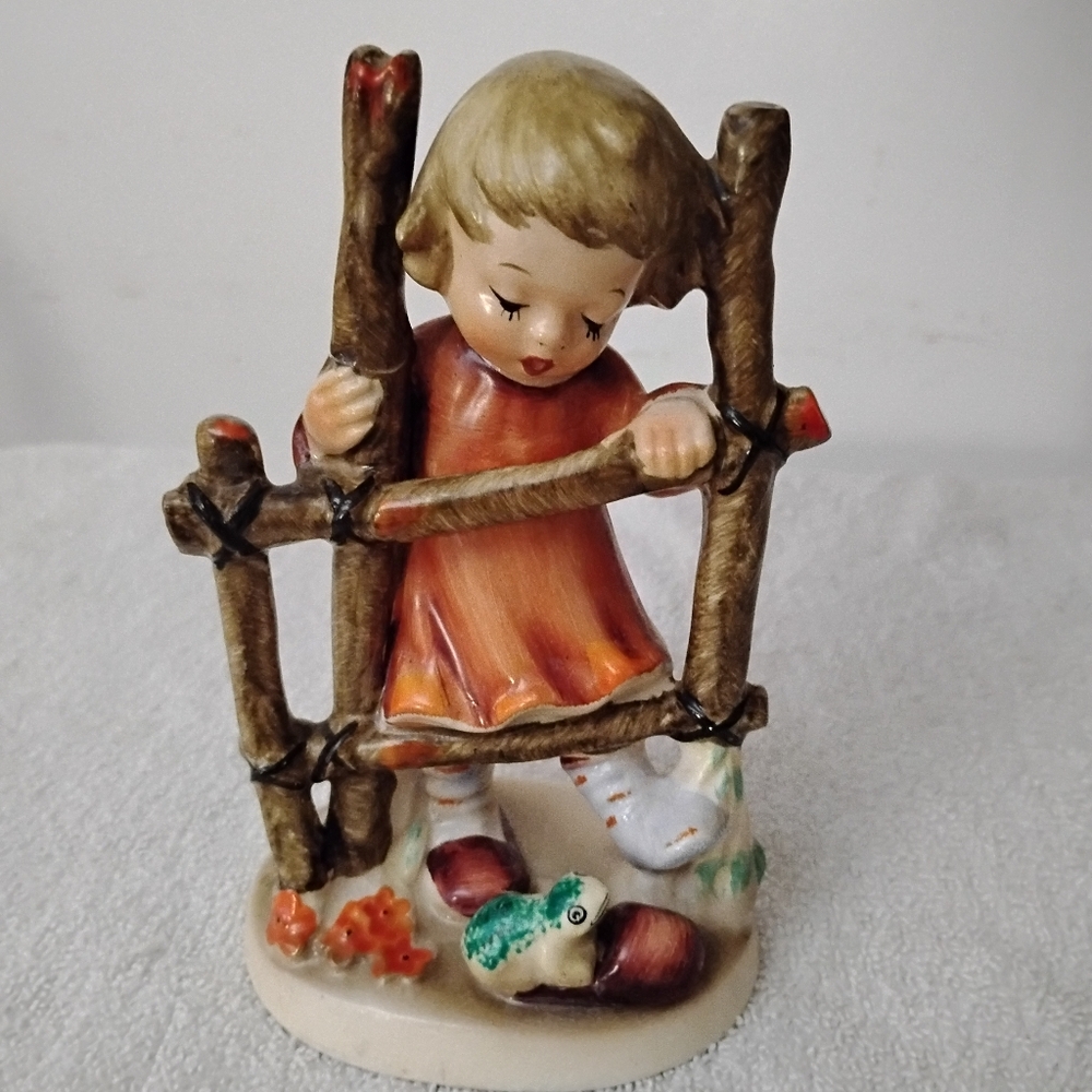 Vtg Napco Charming Figurine with Girl and Fence